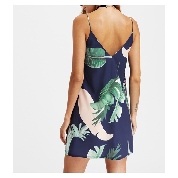 Blue Tropical Print Sleeveless Shift Dress - Picture 4 of 4